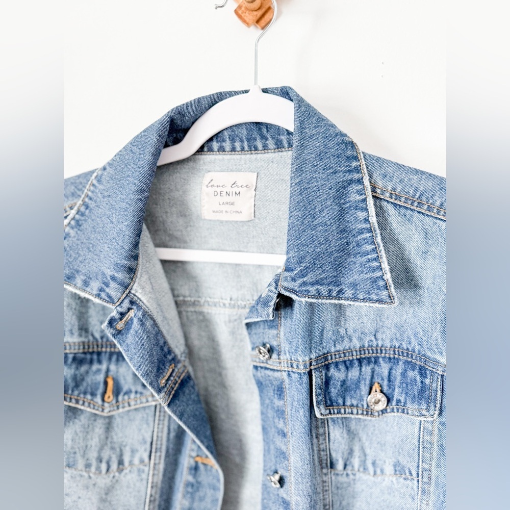 SOLD Love Tree Cropped Denim Jacket - Picture 4 of 6